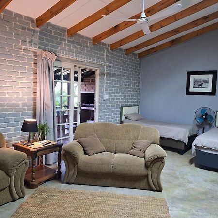 Вилла Numbi Hills Self-Catering Хейзивью Экстерьер фото