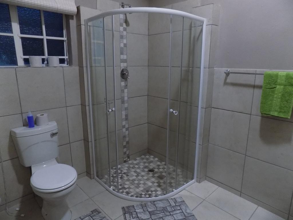 Вилла Numbi Hills Self-Catering Хейзивью Экстерьер фото