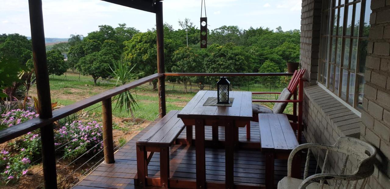 Вилла Numbi Hills Self-Catering Хейзивью Экстерьер фото